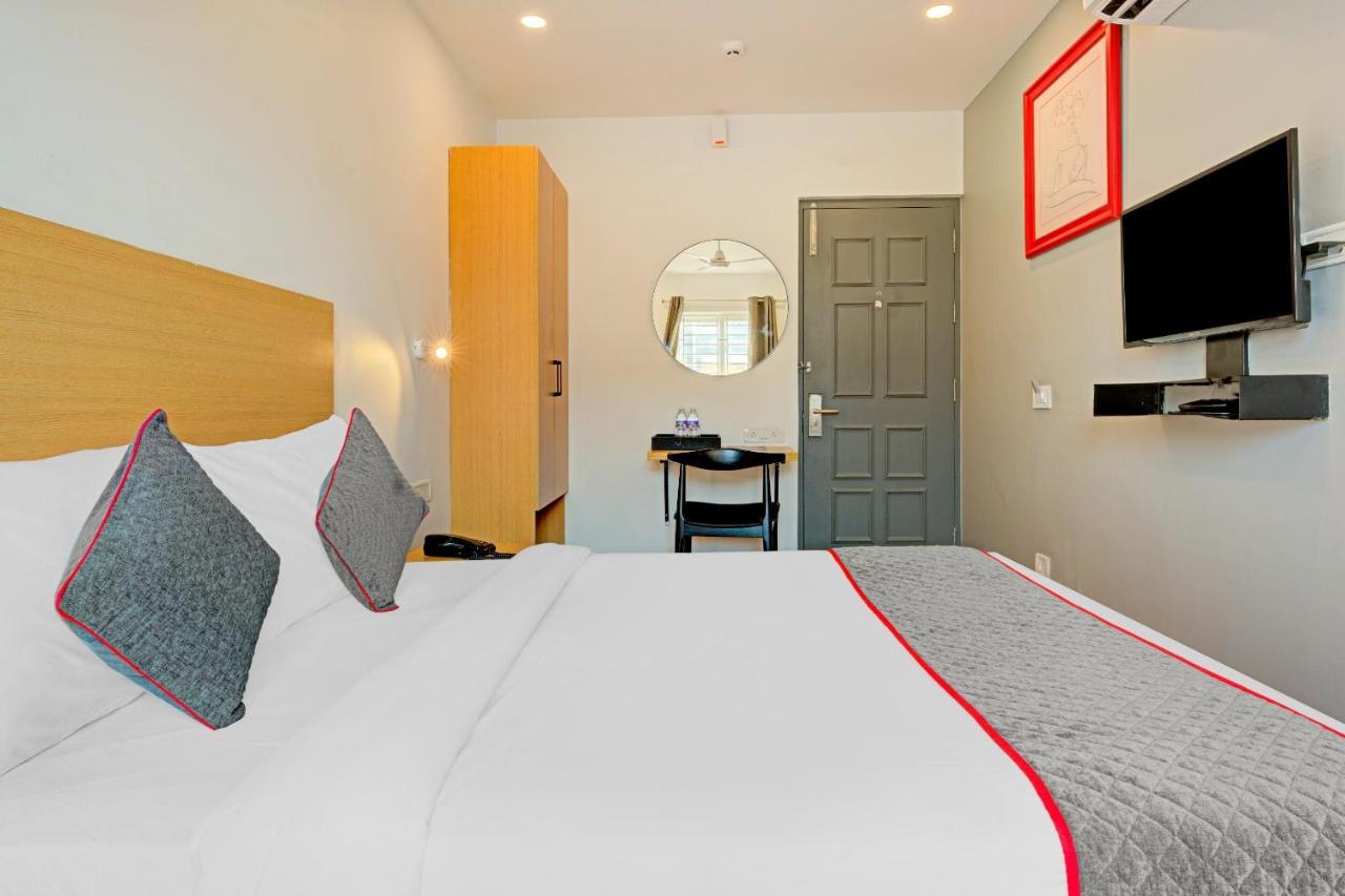 ホテルOyo Townhouse 74871 Thoraipakkam チェンナイ エクステリア 写真