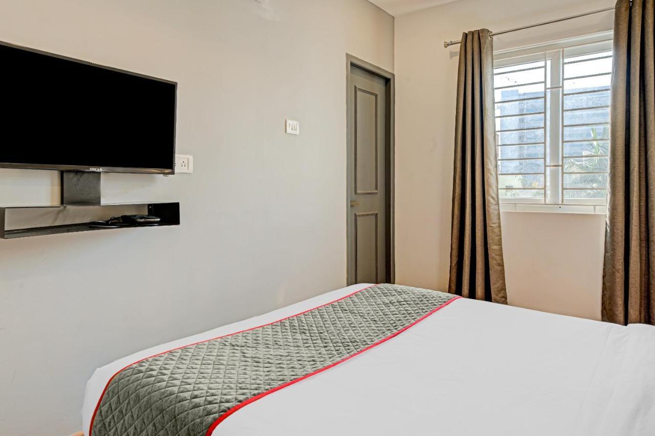ホテルOyo Townhouse 74871 Thoraipakkam チェンナイ エクステリア 写真