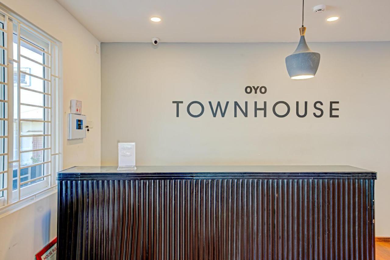 ホテルOyo Townhouse 74871 Thoraipakkam チェンナイ エクステリア 写真